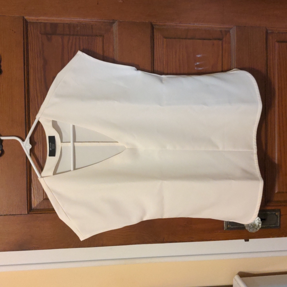 Brass Clothing Essential Top, Size Medium